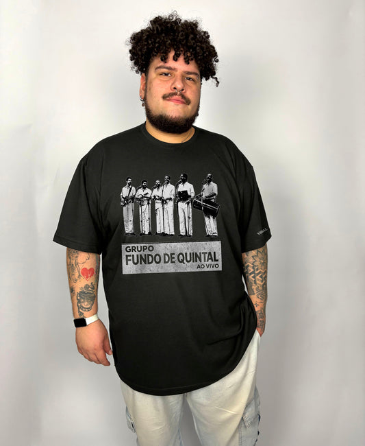 Camiseta Manga Curta Fundo de Quintal